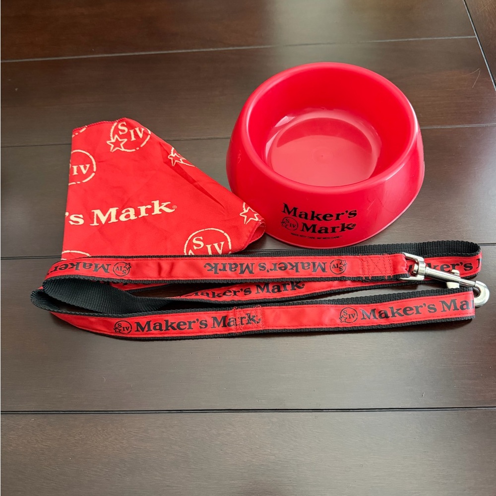 Maker’s Mark Dog Set